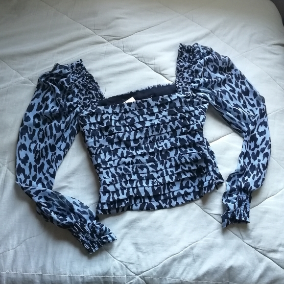 ZARA Blue Black Animal Print Square Neck Pleasant Blouse Ruched Bodice XS NWT - Picture 2 of 10